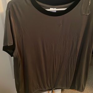 Two crop tops. Green and yellow